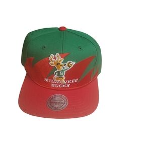 Milwaukee Bucks adjustable Cap